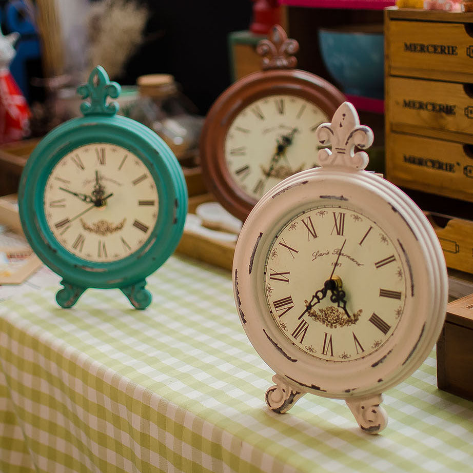 Art pendulum clock wooden crafts wooden distressed retro clockwork